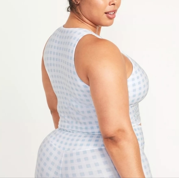 NWOT Old Navy Light Support PowerChill Longline Sports Bra Tank - Picture 2 of 7